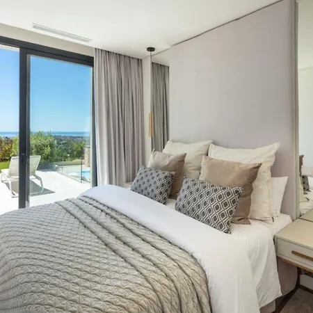 Luxury In Nueva Andalucia