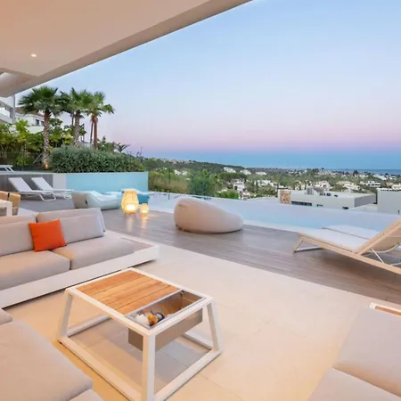Luxury In Nueva Andalucia Hotel