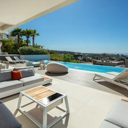 Luxury In Nueva Andalucia 4*